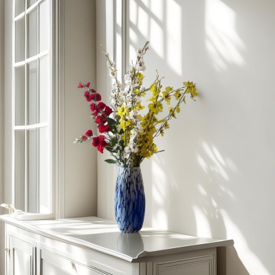 Decorative Coloured Molten Glass Centerpiece Flower Vase