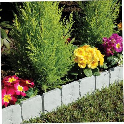 Dark Grey Plastic Cobbled Stone Style Decorative Lawn Edging Border
